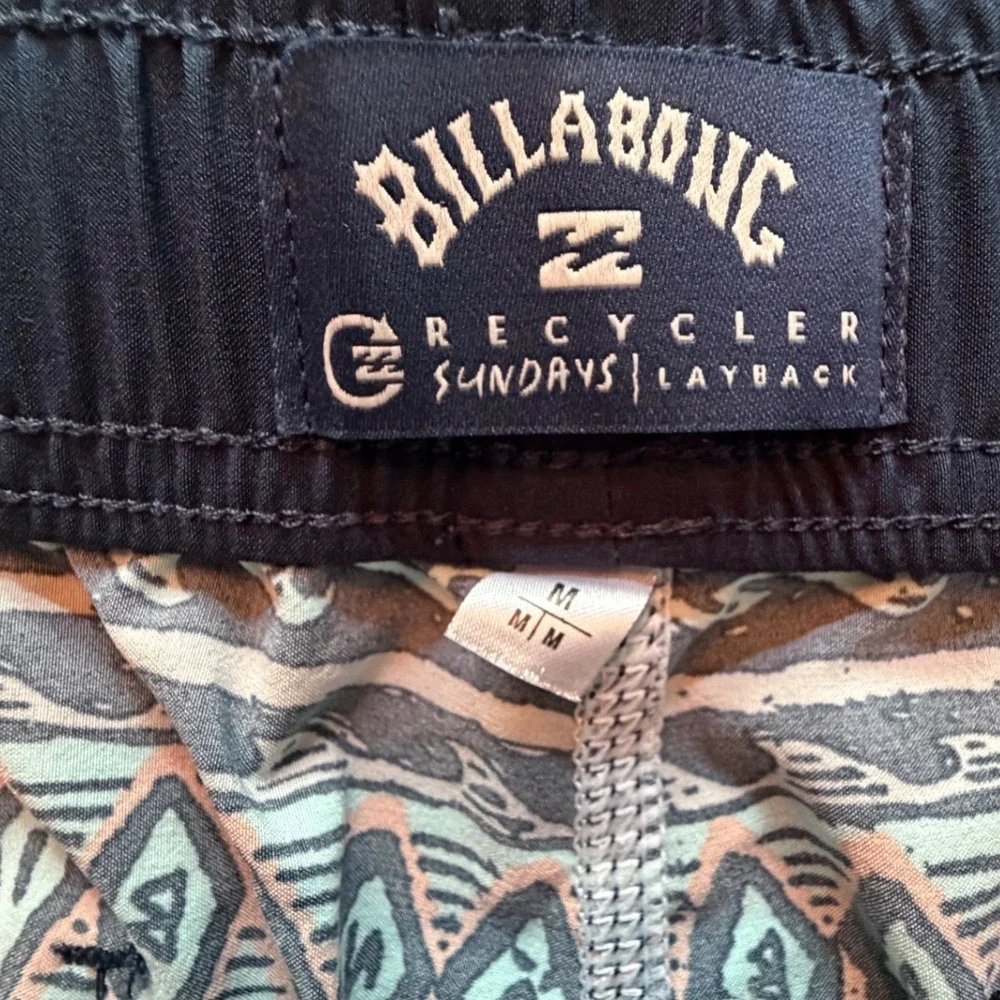 Billabong Recycler Sundays Layback Board Shorts Mens M Tribal Geometric Swim‎